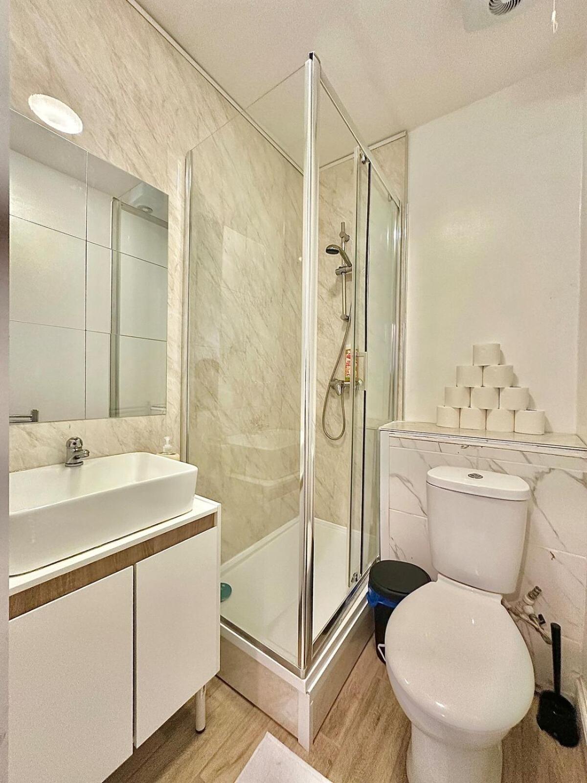 Bright Flat In Maida Hill Апартаменты Лондон